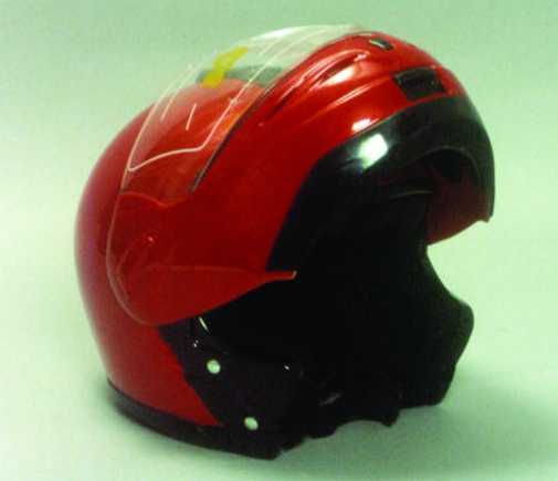 Выбор мотоциклетного шлема: Шлем с поднимающейся защитной подбородочной дугой
